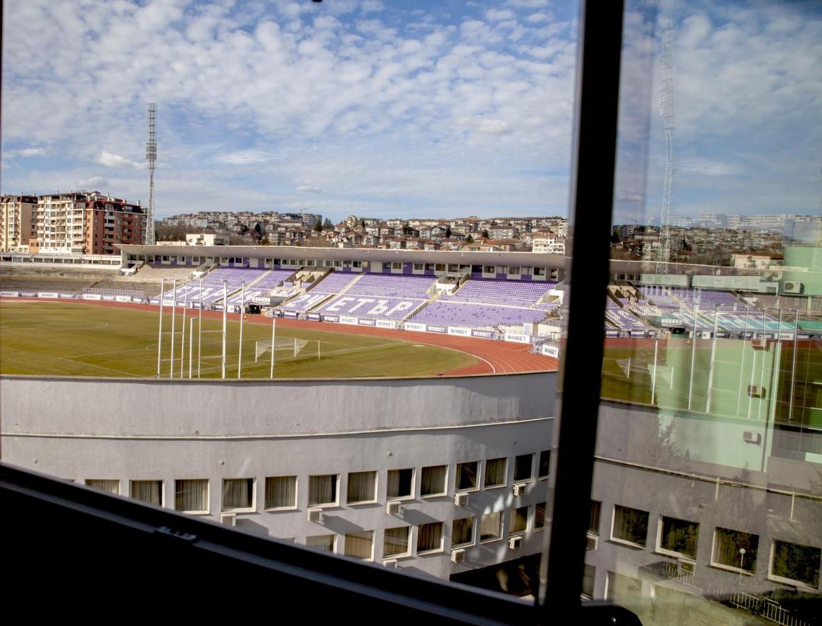 Stadium Apartments Veliko Tarnovo Exterior photo